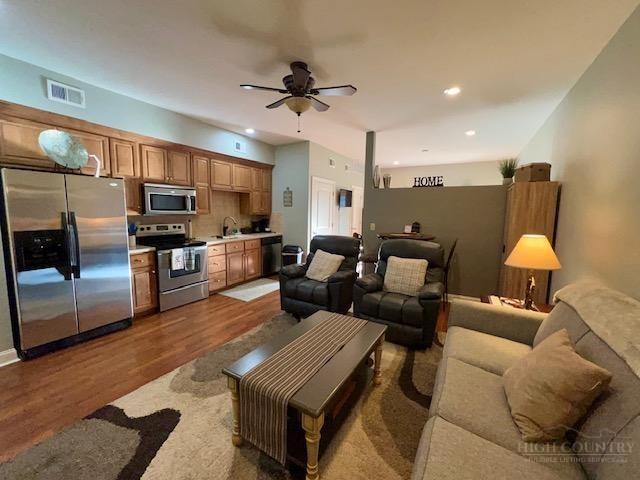 Condo for sale in Alleghany, North Carolina