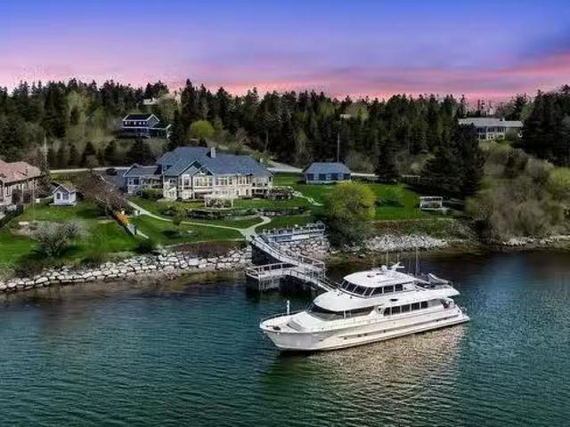 House for sale in Glen Haven, Nova Scotia
