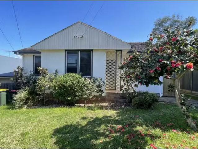 House for rent in Seven Hills, Sydney