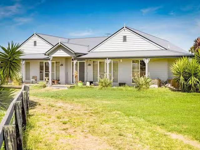 House for rent in Camerons Creek, Victoria