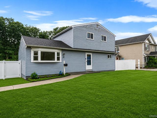 House for sale in Bohemia, New York