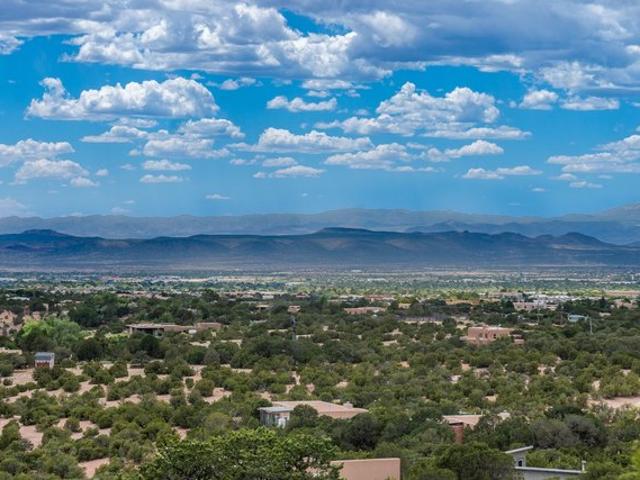 Land for sale in Santa Fe, New Mexico
