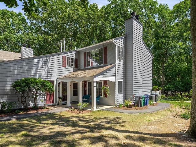 Condo for sale in Warwick, Rhode Island