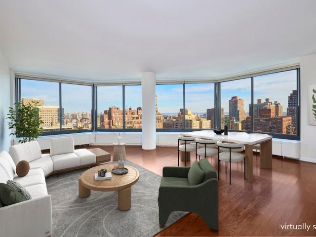 Condo for sale in Manhattan Community Board 8, New York