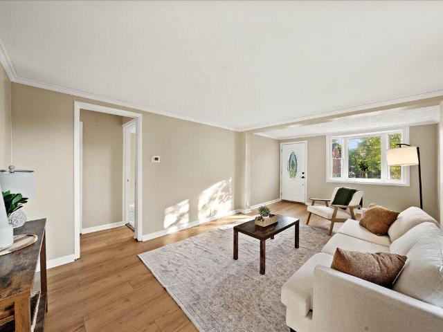 House for sale in Elsmere, Kenton County