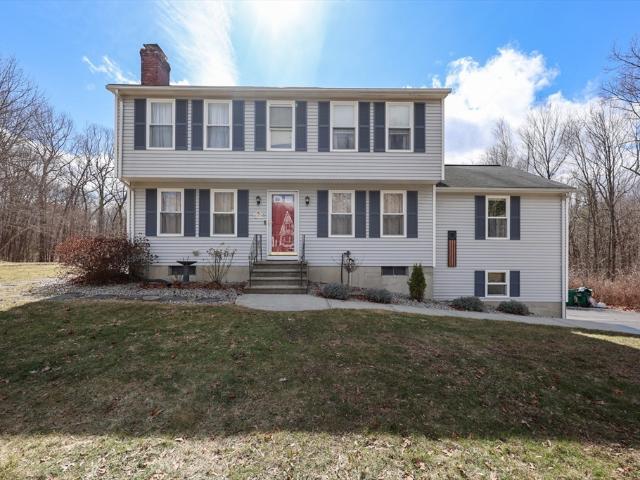 Property for sale in North Uxbridge, Massachusetts