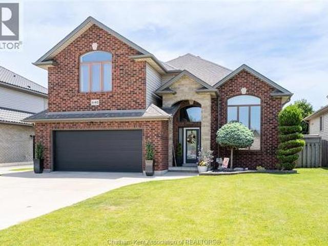House for sale in Chatham–kent, Ontario