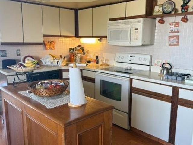 Condo for sale in Perth Amboy, New Jersey