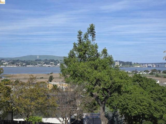 House for sale in Martinez, California