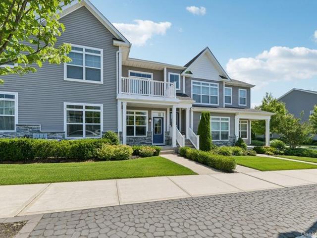 Condo for sale in Centereach, New York