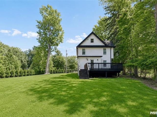 House for rent in Cresskill, New Jersey