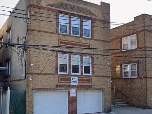 House for sale in Arverne, New York