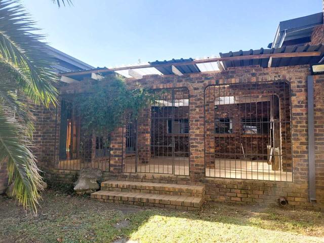 Farm for sale in Bronkhorstspruit, Gauteng