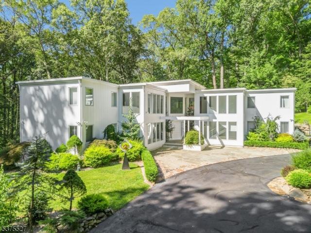 House for sale in Bernardsville, New Jersey