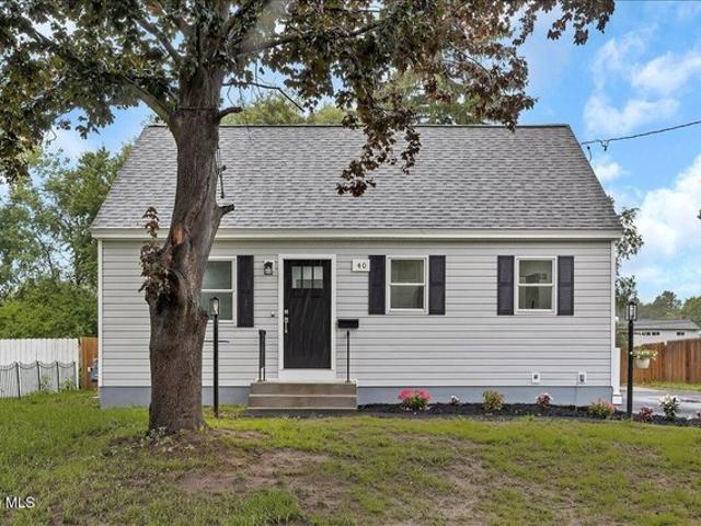 House for sale in Colonie, New York