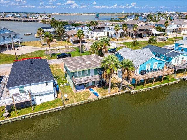 House for sale in Hitchcock, Galveston County