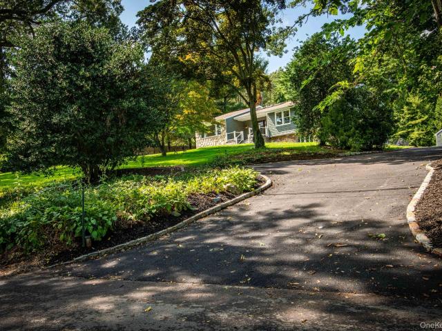 House for sale in Centerport, Town of Huntington