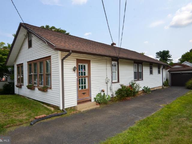 House for sale in Crosswicks, New Jersey
