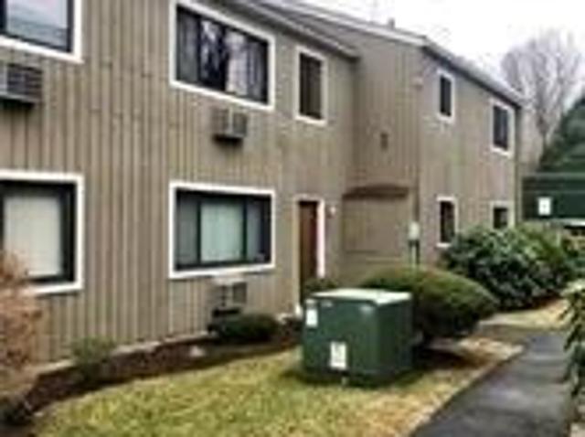Condo for rent in Bridgeport