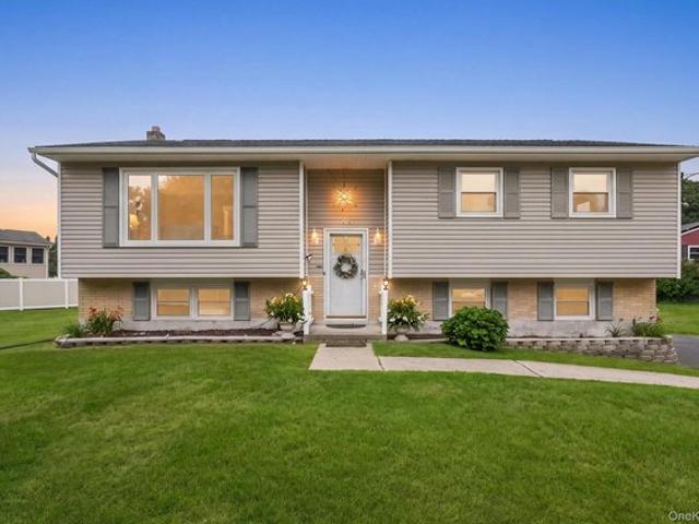 House for sale in Hyde Park, New York