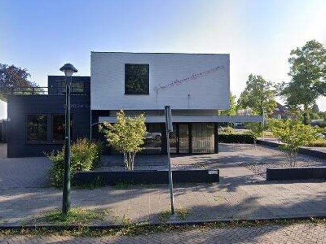 Bedrijfspand te huur in Stratum, Noord Brabant
