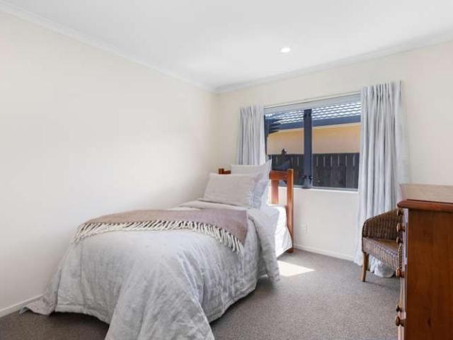 House for sale in Manor Park, Lower Hutt