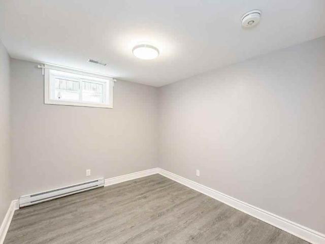 Apartment for rent in Ancaster, Ontario