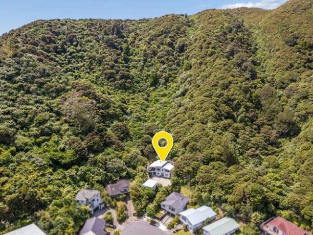 House for sale in Days Bay, Wellington