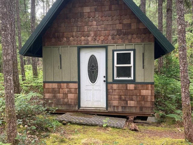 Land for sale in Hoodsport, Washington