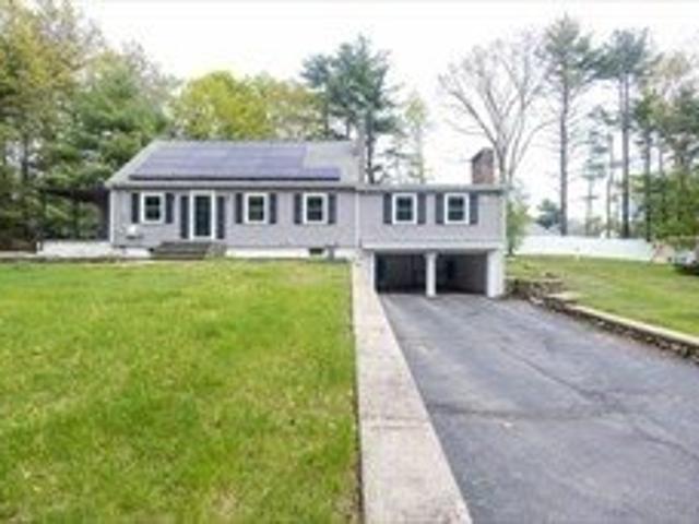 House for sale in Walpole, Massachusetts