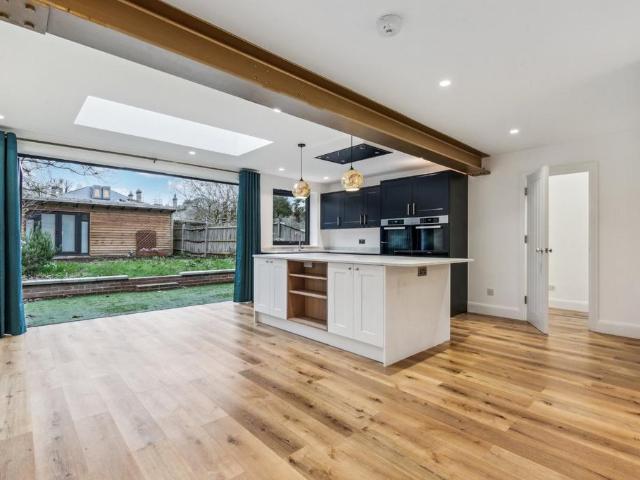 House for rent in London Borough of Richmond upon Thames, Greater London