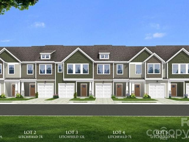 Townhouse for sale in Hendersonville, North Carolina