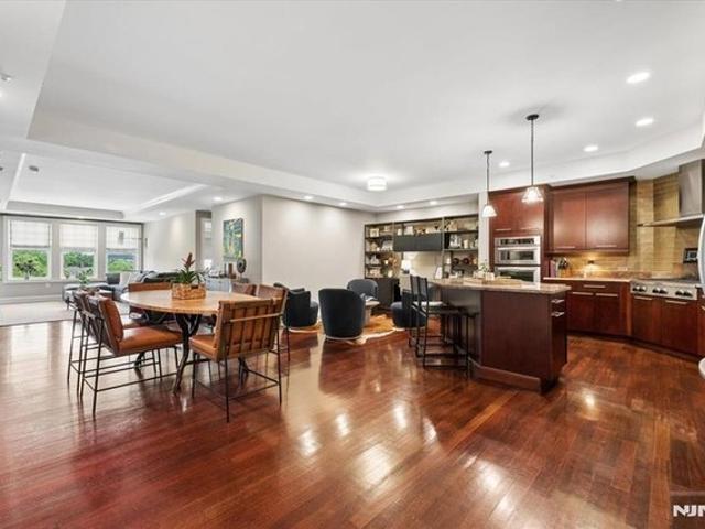Condo for sale in Morristown, New Jersey