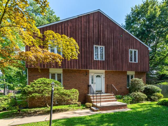 Townhouse for sale in New Brunswick