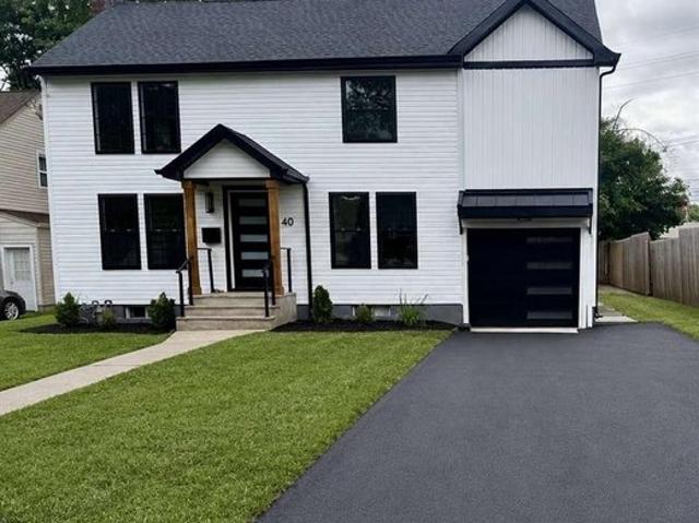 House for sale in Bloomfield, New Jersey