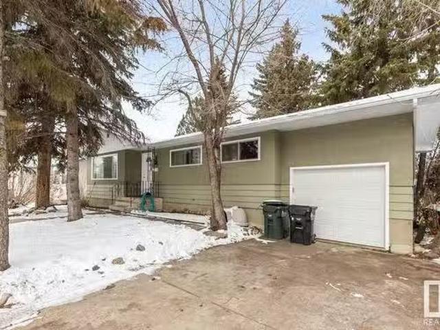 House for sale in Sherwood Park, Alberta