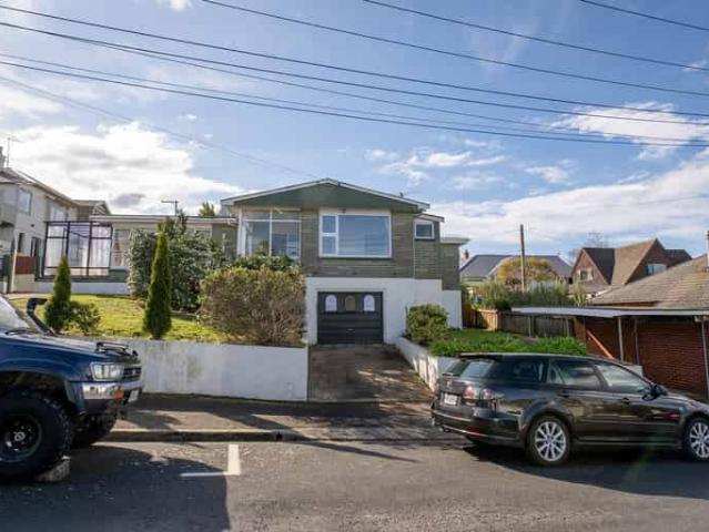 House for rent in Otakou