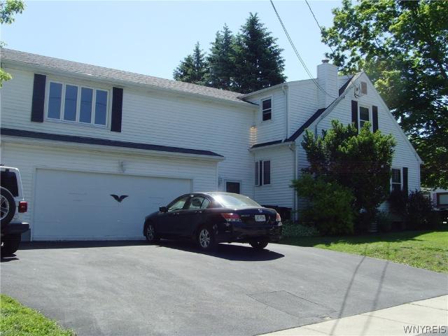 House for sale in Orchard Park, New York