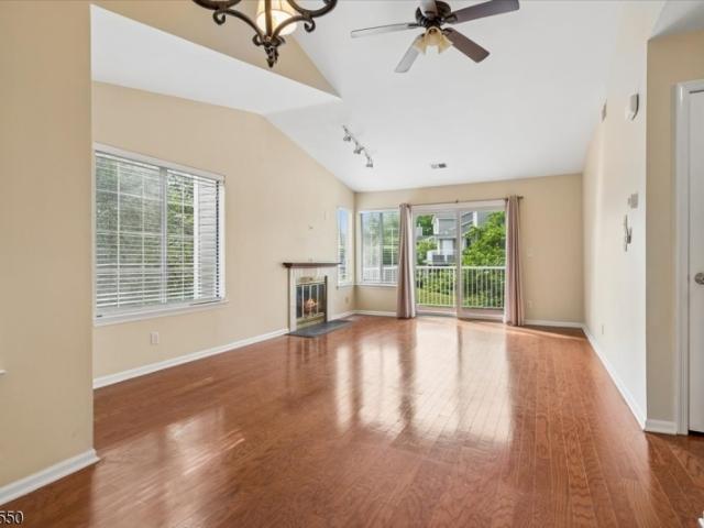 Condo for sale in Pluckemin, New Jersey