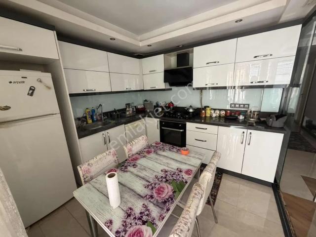 Karşıyaka Çarşı, Karşıyaka içerisinde kiralık mülk