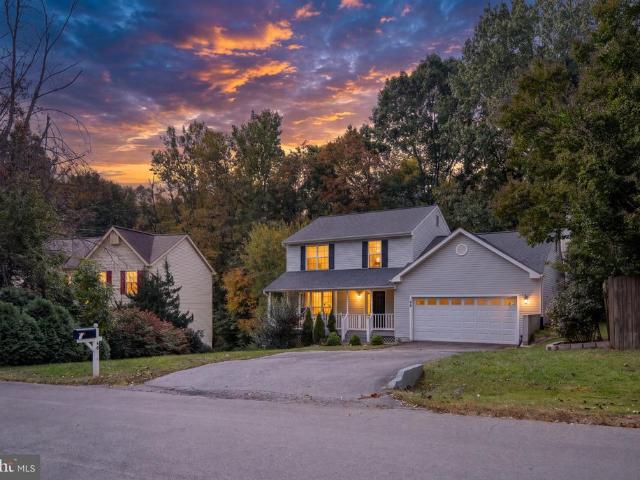 House for sale in Hampton Oaks, Stafford