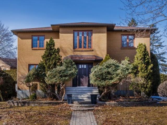 House for sale in Kirkland, Quebec