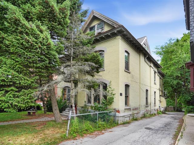 House for sale in Poughkeepsie, New York