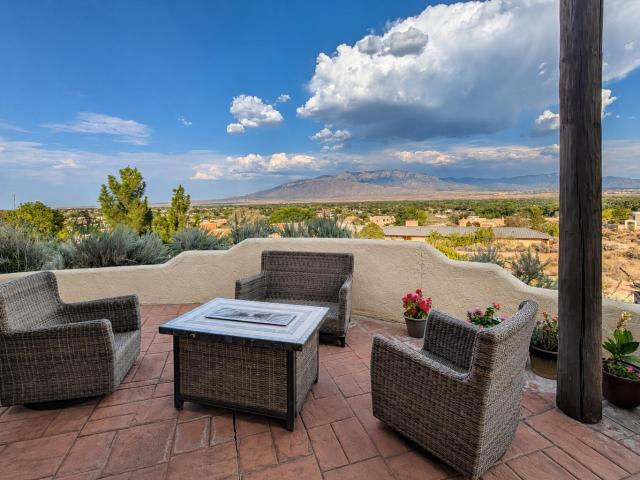 House for sale in Corrales, New Mexico