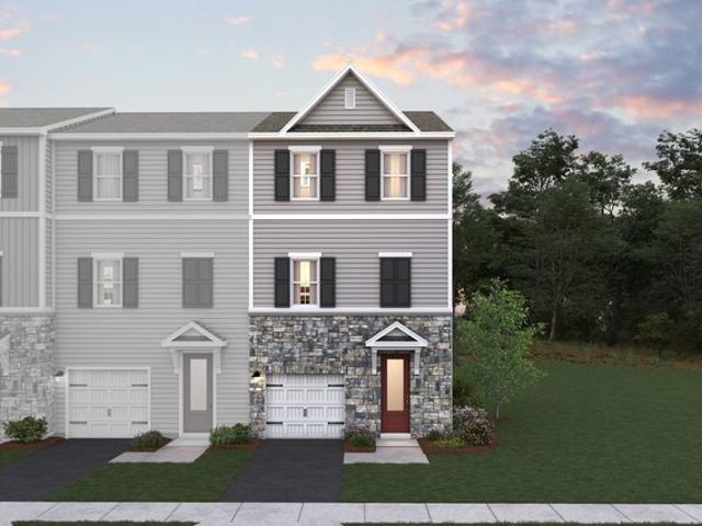 Townhouse for sale in Berlin, New Jersey