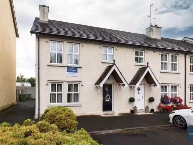 House for sale in Carrickmacross, Ulster