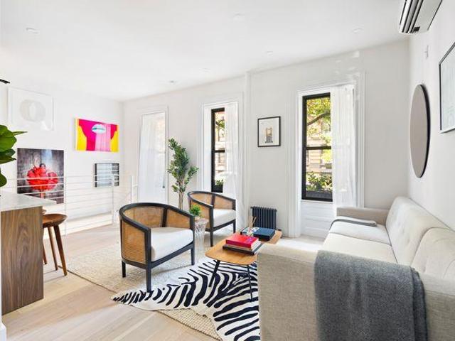 Condo for sale in Arverne, New York