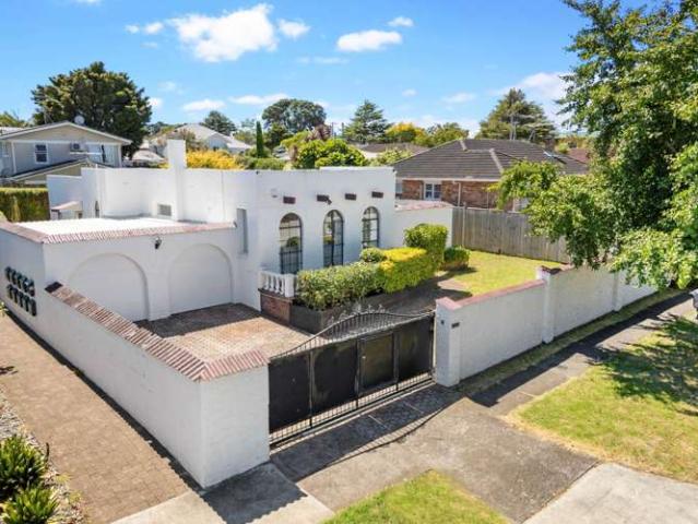 House for sale in Onehunga