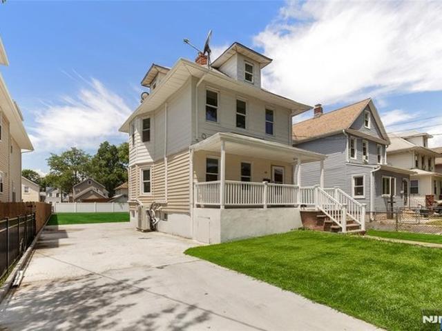House for sale in Ridgefield Park, New Jersey