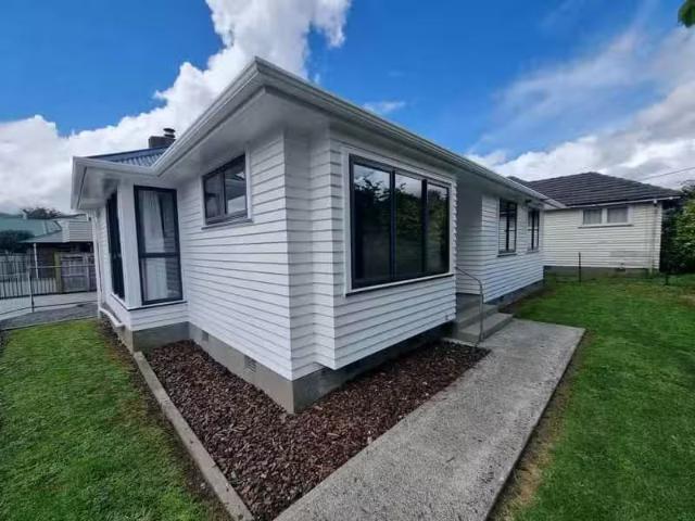 House for rent in Pauatahanui, Wellington